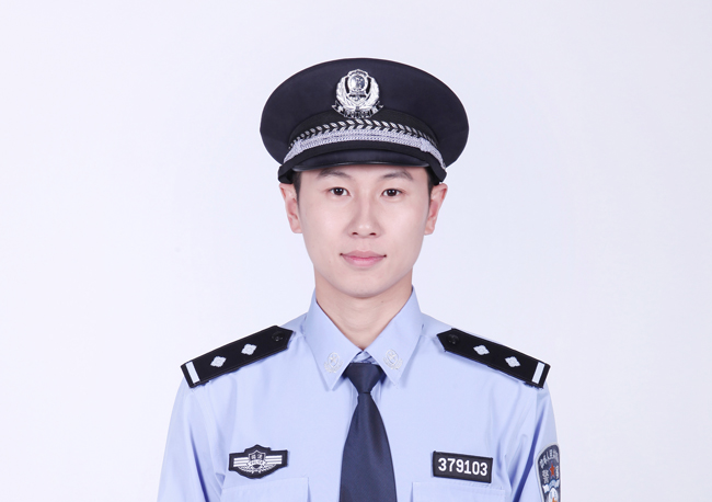 刑警为什么不能穿警服