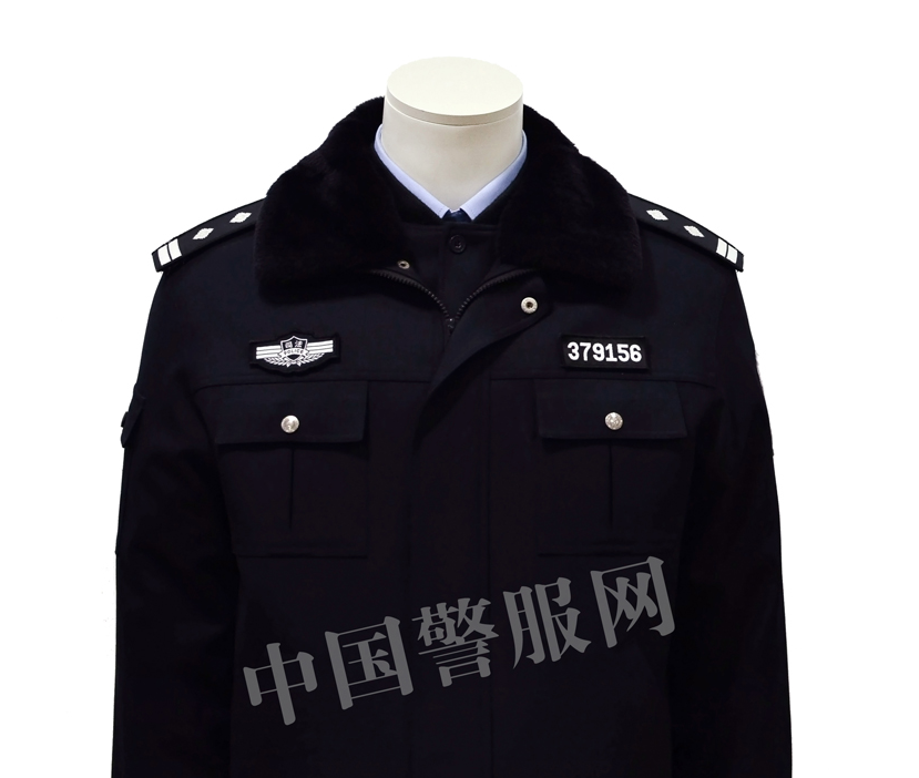 警服的冬执勤服应该怎么正确的清洗