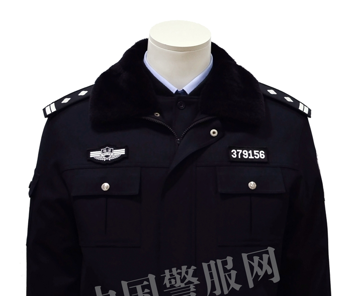 警礼服应该怎么正确的进行穿戴