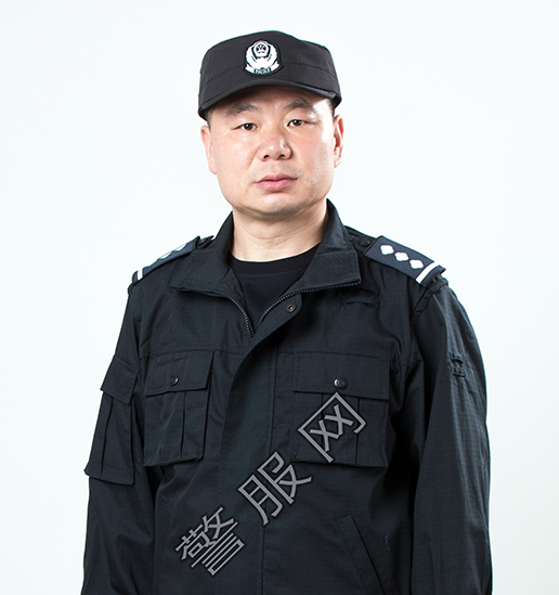 警察服装穿着也是有标准